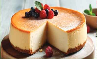 Cheesecake topped with fresh berries